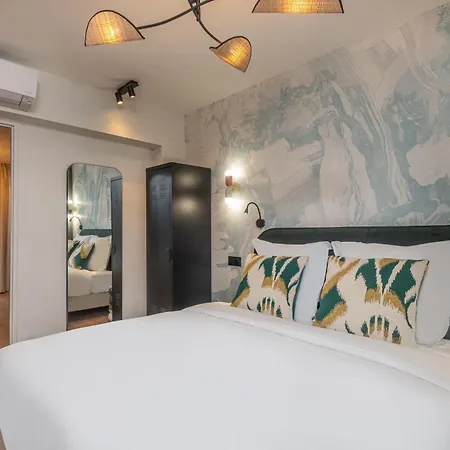 Montmartre Apartmanhotel 4*